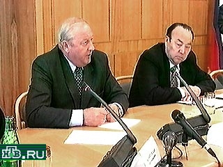 На совещании руководителей регионов Урала и Поволжья сегодня прозвучали неожиданно резкие заявления в адрес Кремля