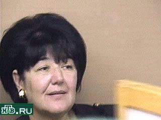 Посольство Нидерландов в Югославии выдало трехдневную визу Мире Маркович - супруге экс-президента СРЮ Слободана Милошевича