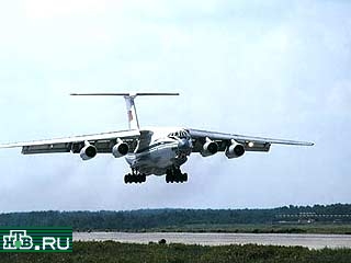 За штурвалом самолета Ил-76, который в минувшую субботу разбился в Подмосковье, возможно, находился посторонний