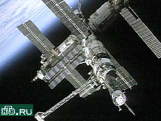 В конце февраля 2001 года космическая станция "Мир" будет выведена с орбиты и затоплена в Тихом океане