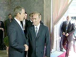 Владимир Путин и Джордж Буш приняли совместное заявление по итогам встречи в Генуе