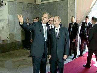 Ситуация в российских СМИ была одной из тем, затронутых в ходе саммита Джорджа Буша и Владимира Путина в Генуе