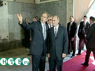 После встречи с Путиным Буш вновь заявляет о решимости приступить к созданию ПРО