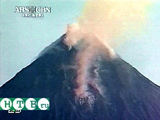 Сегодня ночью началось новое крупное извержение вулкана Майон, уже второе за месяц