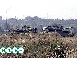 Израильские танки обстреляли посты палестинской полиции на Западном берегу реки Иордан