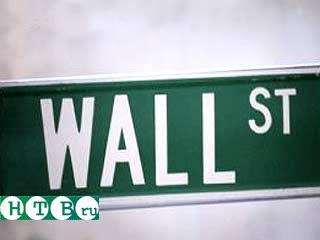 Более четверти ведущих аналитиков с Wall-street рекомендовало инвесторам приобретать ценные бумаги компаний, акциями которых они владели.