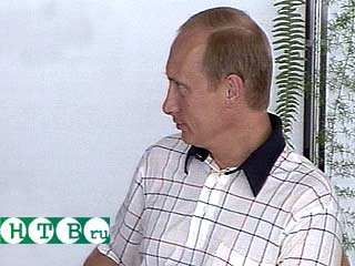 Президент России Владимир Путин расценил неформальную встречу глав государств СНГ в Сочи как "очень полезную, предельно откровенную"
