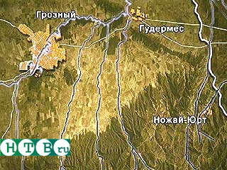 Четыре человека подорвались на мине в Ножай-Юртовском районе Чечни. Как сообщила "Интерфаксу" глава администрации района Исита Гайрбекова, это произошло во время заготовки сена