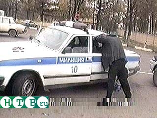 По подозрению в разбойном нападении на двух москвичей и угоне иномарки арестованы сотрудники уголовного розыска ОВД "Ростокино".