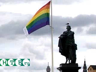 В столице Швеции открылся фестиваль сторонников однополой любви