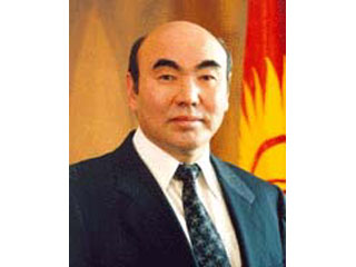 Президент Киргизии Аскар Акаев: с релиигозным экстремизмом нужно бороться, повышая уровень жизни населения