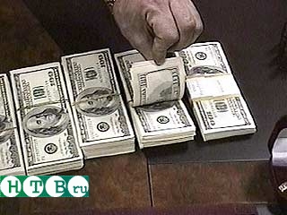 Более 10 тыс. контрабандных долларов конфисковано Северо-Западным таможенным управлением