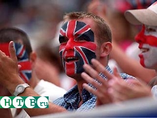 Британская полиция отбирает паспорта у футбольных фанатов
