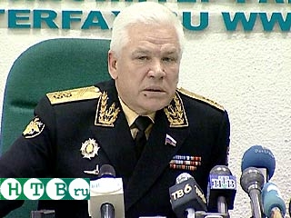Секретные документы и шифровальная аппаратура подняты с подлодки "Курск", сообщил сегодня контрадмирал Валерий Дорогин