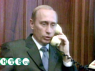 Путин поговорил по телефону с Арафатом