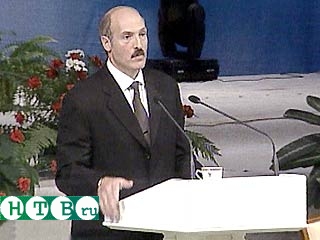 Белоруссия заинтересована в цивилизованном наблюдении за президентскими выборами. Об этом заявил в пятницу глава государства Александр Лукашенко