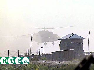 Вертолет Ми-8 Объединенной группировки войск в Чечне потерпел сегодня аварию в пригороде Грозного