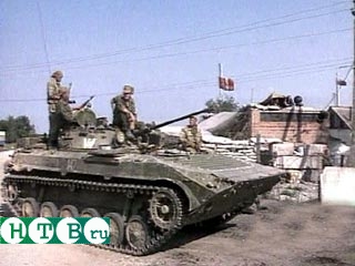 Российские войска выбили чеченские отряды из центра Гудермеса