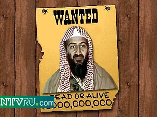 Плакаты с надписью "Разыскивается Усама бен Ладен" расклеены по всему Нью-Йорку