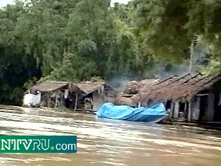 126 детей утонули во Вьетнаме во время наводнения