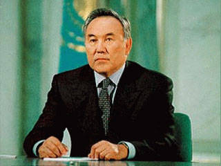 Нурсултан Назарбаев объявил о грядущем ограничении порядка деятельности религиозных ''сект''.  Фото: Официальный Казахстан