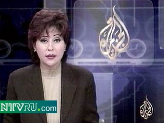 Катарская спутниковая телекомпания "Аль-Джазира" показала новые кадры, запечатлевшие Усаму бен Ладена