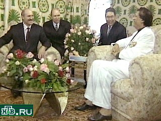Лукашенко и Каддафи провели переговоры в Триполи