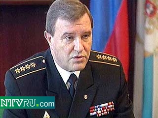 Подъем отделенного от корпуса первого отсека АПЛ "Курск" состоится в 2002 году, заявил "Интерфаксу" главнокомандующий ВМФ РФ адмирал флота Владимир Куроедов