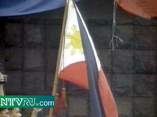 Филиппинский суд вынес во вторник распоряжение об аресте за взятки бывшей первой леди страны Имельды Маркос.
