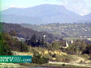 Большая группа чеченских и грузинских боевиков обнаружена в 6 км от российско-абхазской границы в непосредственной близости от Марухского перевала