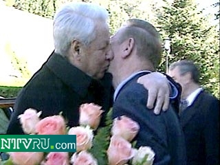 Ельцин и Кучма выпили "по чарке горилки"