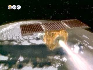 Спутник-робот НАСА сфотографировал полярные сияния полюсов обоих полушарий