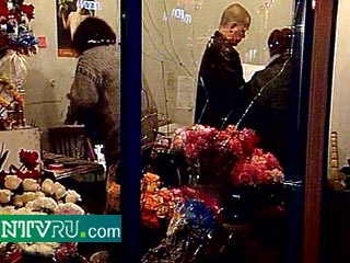 Массовая драка произошла сегодня вечером в Москве на рынке около станции метро "Царицыно"