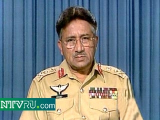 Принц Саудовской Аравии Турки ас-Судаири высказал опасение, что президент Пакистана Первез Мушарраф может утратить власть, если США продолжат антитеррористическую операцию в Афганистане во время священного месяца рамазан
