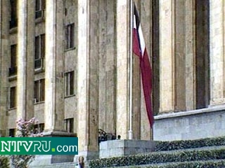 В связи с отставкой правительства руководство армией Грузии может взять на себя Военный совет