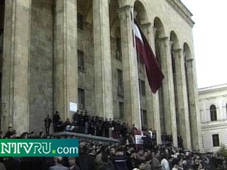 Президент Грузии поручил мэрии Тбилиси навести порядок в городе