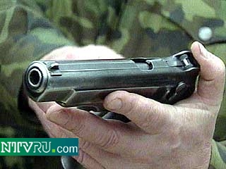 Ранее судимый 40-летний житель Ставрополя был взят с поличным при попытке продажи пистолета ТТ