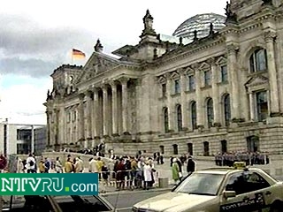 Сегодня бундестаг ФРГ одобрил финансирование "пакета мер по антитеррору", бюджет которого составляет 3 млрд. марок