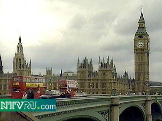 В Лондоне 30 тысяч человек протестуют против бомбежек Афганистана