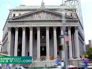 В нью-йоркском суде предъявлены обвинения руководителям одной из брокерских компаний Андрею Кудачеву и Гари Фарберову, которые якобы присвоили после терактов 11 сентября свыше 100 млн. долларов, переданных им для инвестирования