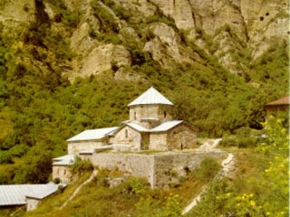 Грузинский монастырь в горах