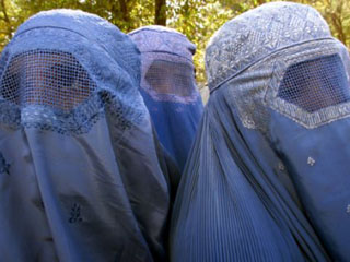 Афганские женщины больше не хотят носить паранджу