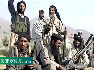 Войска талибов и иностранные наемники, окруженные группировкой Северного альянса в афганском городе Кундуз, в среду отклонили предложение о сдаче в плен