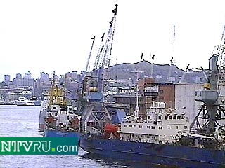На грузовом судне "Пилигрим 2" находится экипаж из 10 россиян