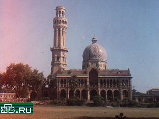 Мечеть в Аллахабаде (штат Уттар-Прадеш, Индия)