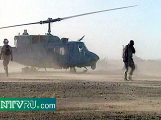 Американский спецназ высадился сегодня близ Джелалабада с целью проведения операции в Тора-Бора, где, по данным разведки США и Великобритании, скрывается международный террорист Усама бен Ладен