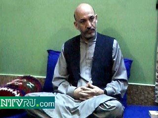 Пуштунский лидер Хамид Карзай утвержден главой временного правительства Афганистана. Такое решение принято на конференции по внутриафганскому урегулированию в Бонне