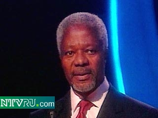 Кофи Аннан решил не оставаться простым зрителем, и присоединился к участникам концерта