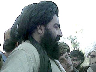 Мулла Омар скрывается в горной местности в районе афганской деревни Баграм