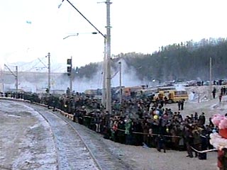 По Северо-Муйскому тоннелю на Байкало-Амурской железнодорожной магистрали 21 декабря утром прошел первый рабочий поезд